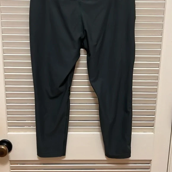 Avia Athletic Leggings / Joggers / Exercise / Running Pants in Green, Size Large - Picture 12 of 15